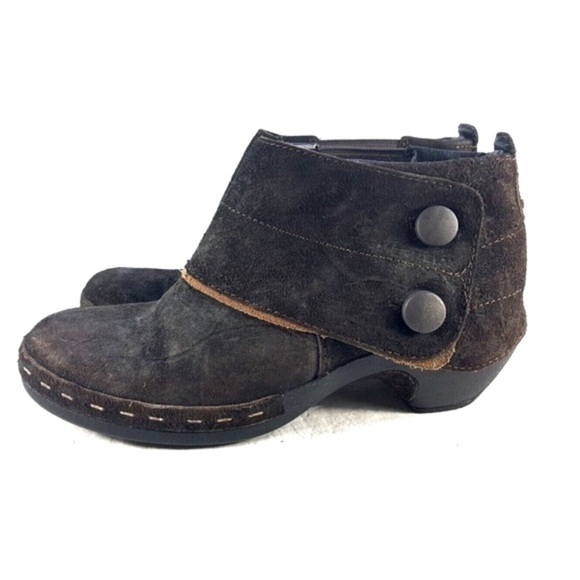 Merrell Luxe Brown Suede Leather Ankle Booties | Double Button Slip-On | Size 9 - Picture 4 of 12